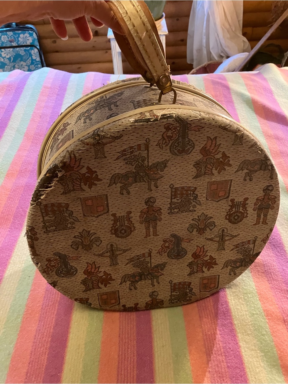 Mcm 1950’s zip around suitcase with castle knight theme carry All by Munro